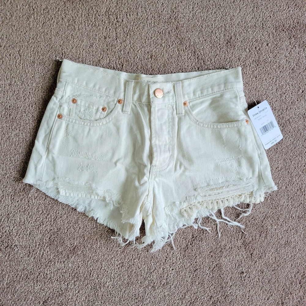 White We The Free Denim Shorts Size 24 NWT